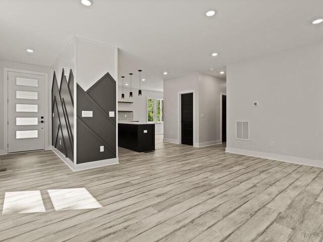 Photo of 649 Canterbury Road