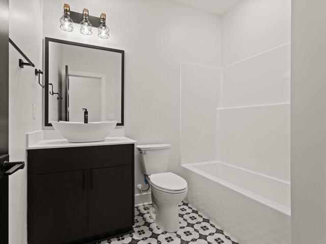 Photo of 649 Canterbury Road