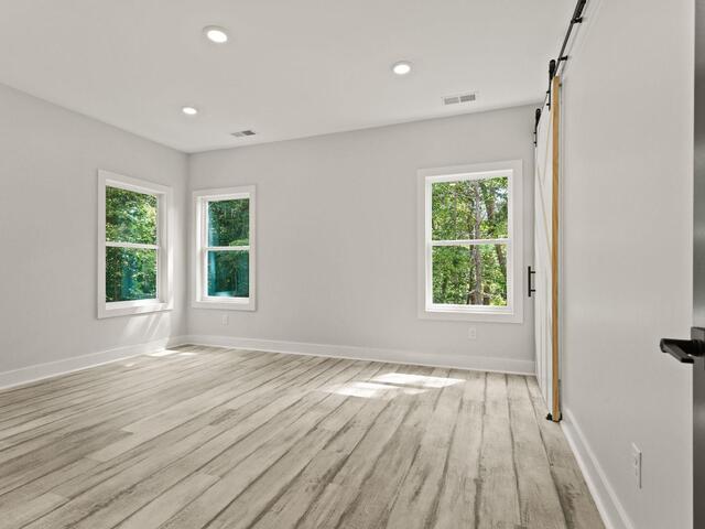 Photo of 649 Canterbury Road