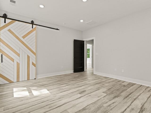 Photo of 649 Canterbury Road