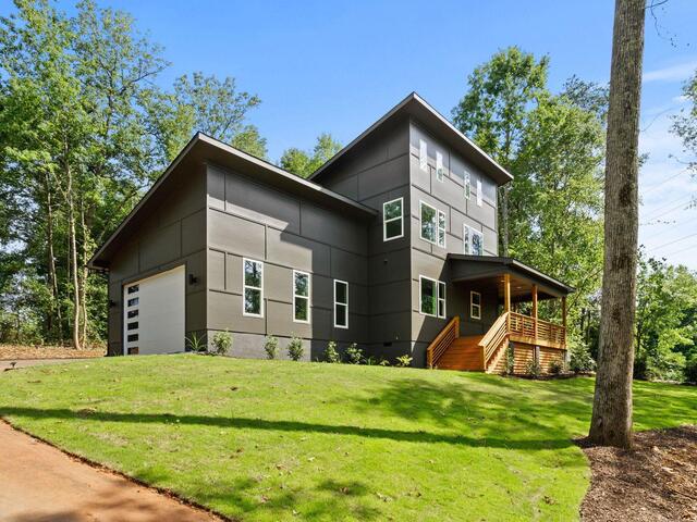 Photo of 649 Canterbury Road