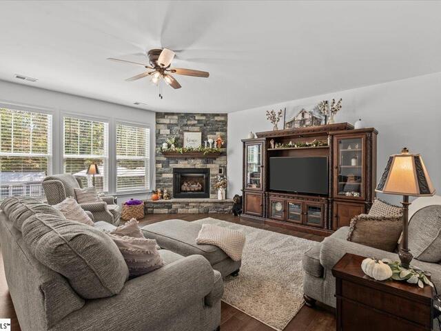 Photo of 525 16th Circle