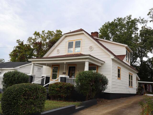 Photo of 134 Edwards Avenue