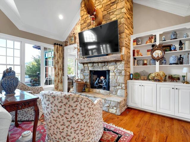 Photo of 209 Courtside Trail