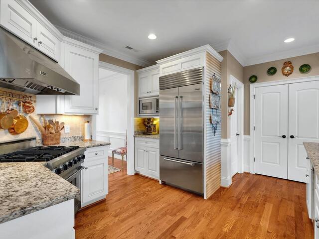 Photo of 209 Courtside Trail