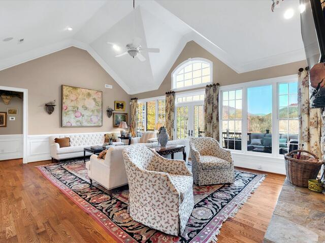 Photo of 209 Courtside Trail