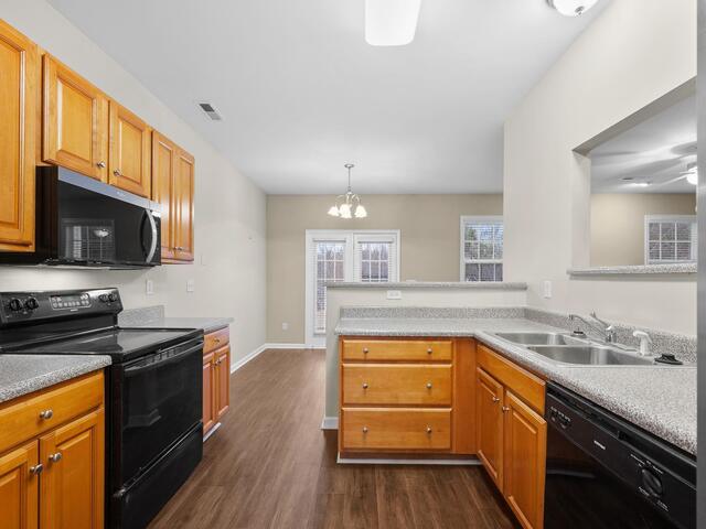 Photo of 203 Fledgling Way