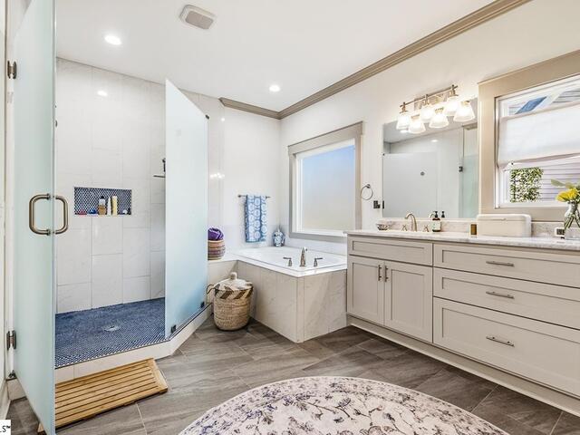 Photo of 324 Carters Creek Court