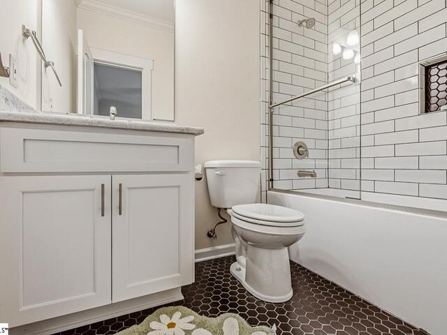 Photo of 324 Carters Creek Court