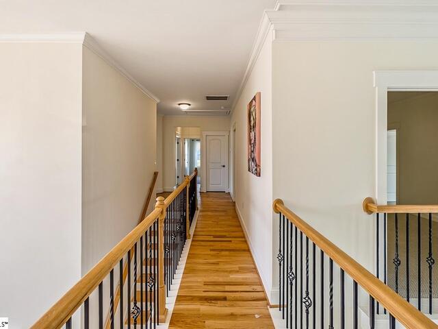 Photo of 324 Carters Creek Court