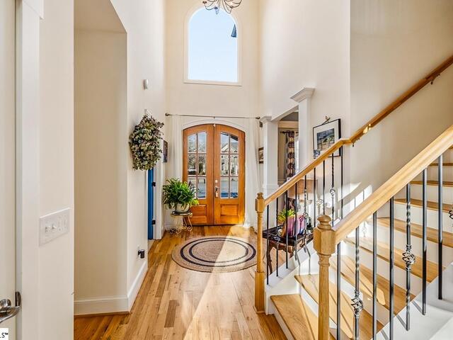 Photo of 324 Carters Creek Court