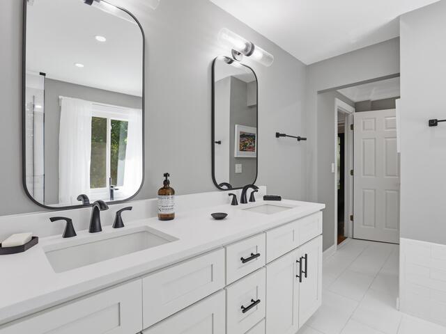 Photo of 111 Overlook Court