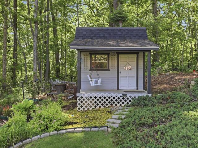 Photo of 111 Overlook Court