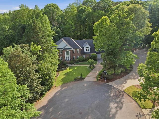 Photo of 111 Overlook Court