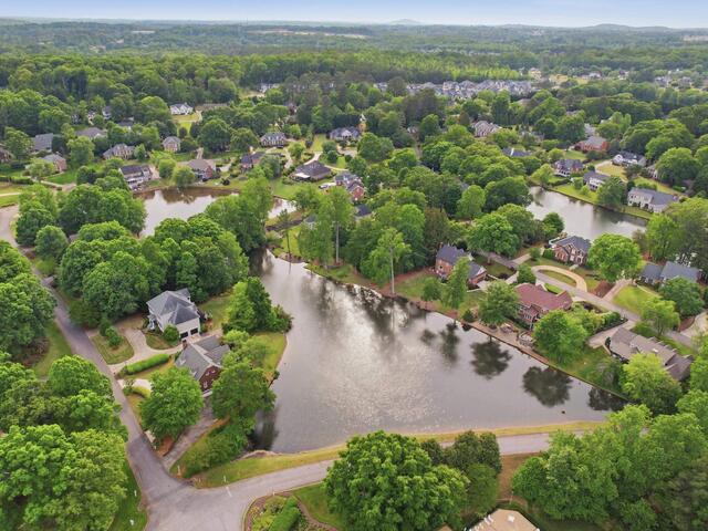 Photo of 111 Overlook Court