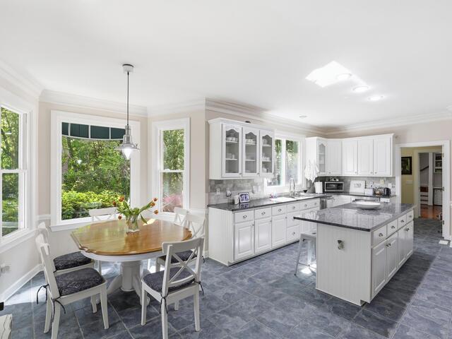 Photo of 111 Overlook Court
