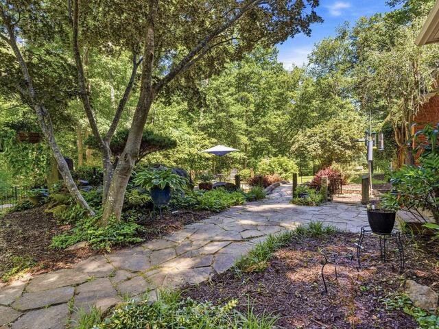 Photo of 120 Laurel Oak Trail