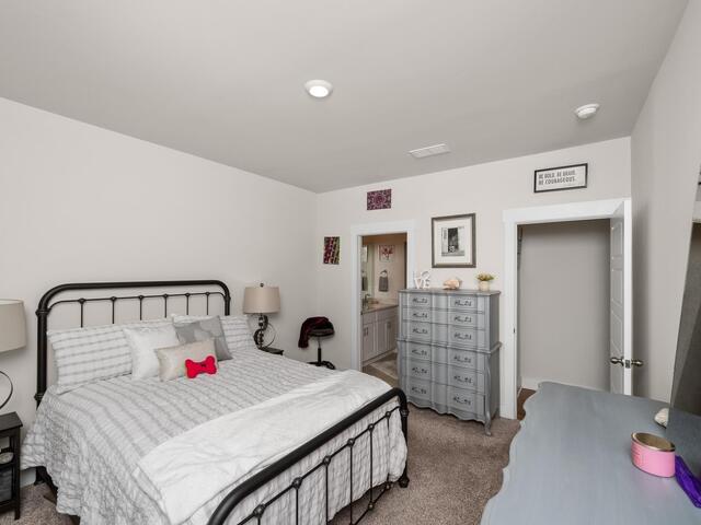 Photo of 24 Sparrow Lane