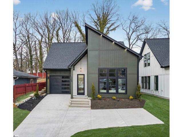 Photo of 348 Potomac Avenue