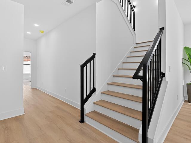 Photo of 348 Potomac Avenue