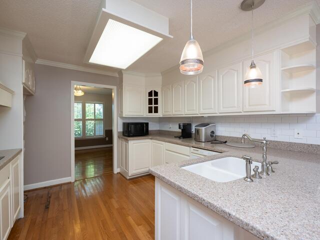 Photo of 322 N Rutherford Road