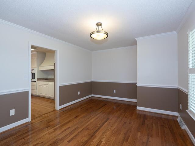 Photo of 322 N Rutherford Road