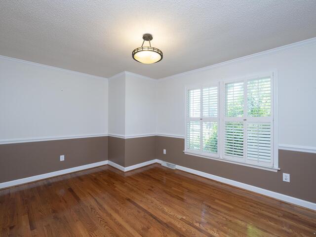 Photo of 322 N Rutherford Road