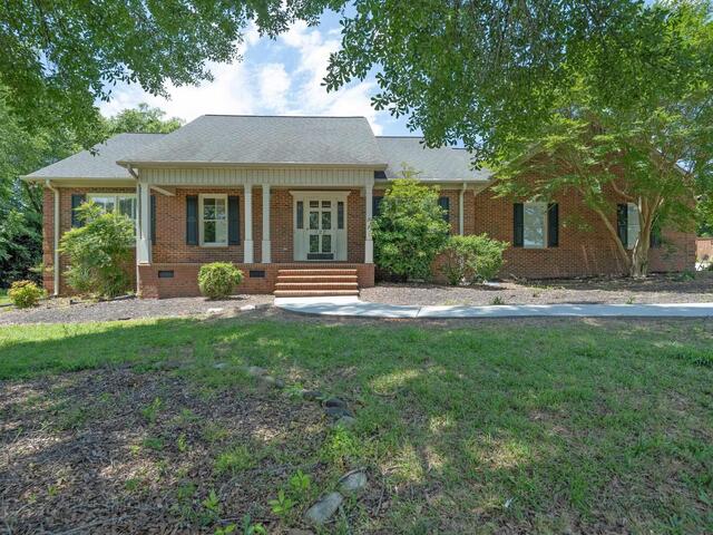 Photo of 322 N Rutherford Road