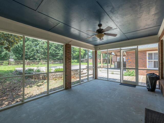 Photo of 322 N Rutherford Road