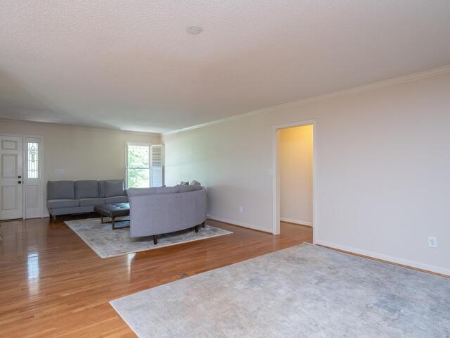 Photo of 322 N Rutherford Road