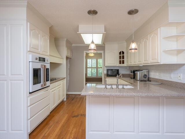 Photo of 322 N Rutherford Road