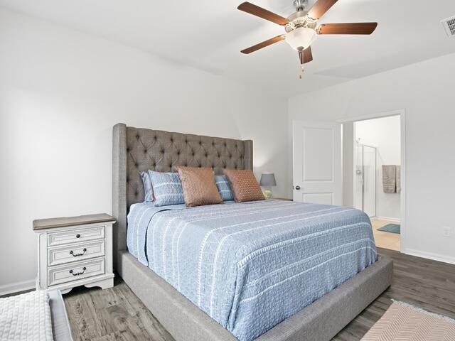 Photo of 333 Village Boundary