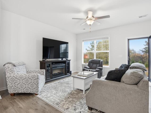 Photo of 333 Village Boundary