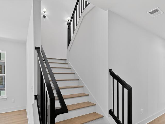 Photo of 346 Potomac Avenue