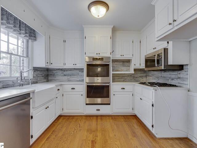 Photo of 408 Bridgewater Drive