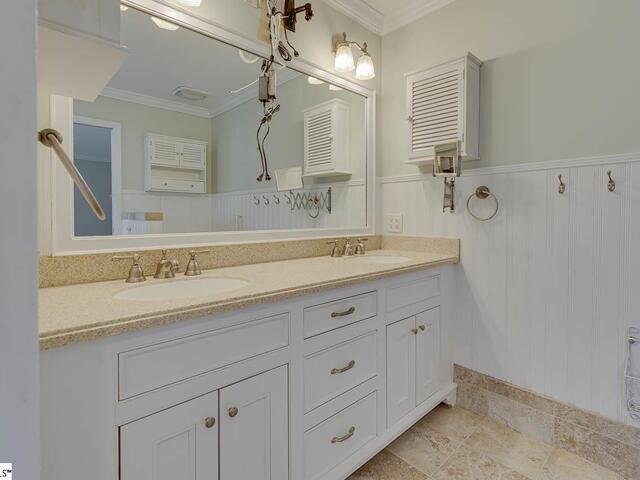 Photo of 408 Bridgewater Drive