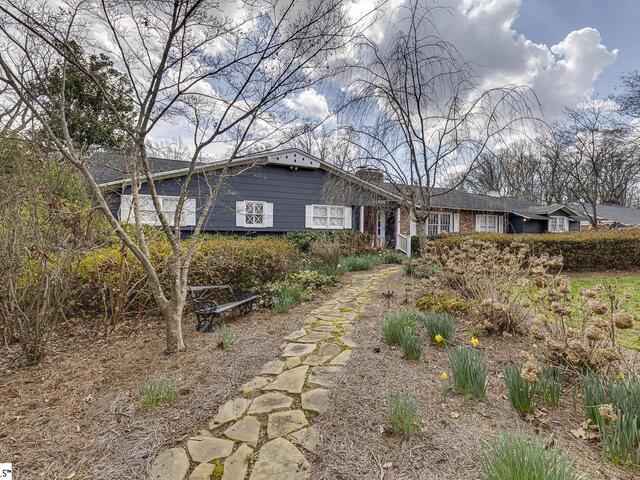 Photo of 408 Bridgewater Drive