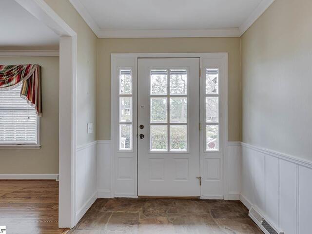 Photo of 408 Bridgewater Drive