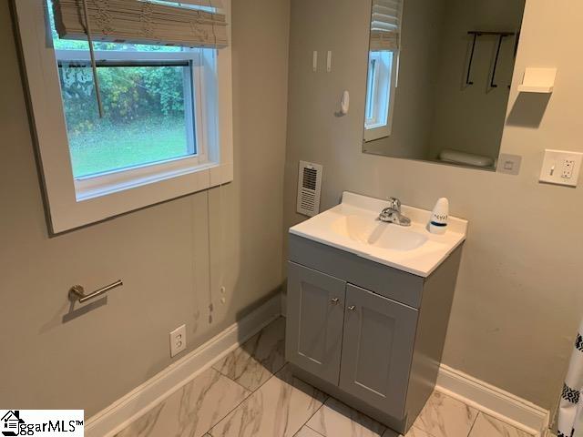 Photo of 104 Maplebrook Street