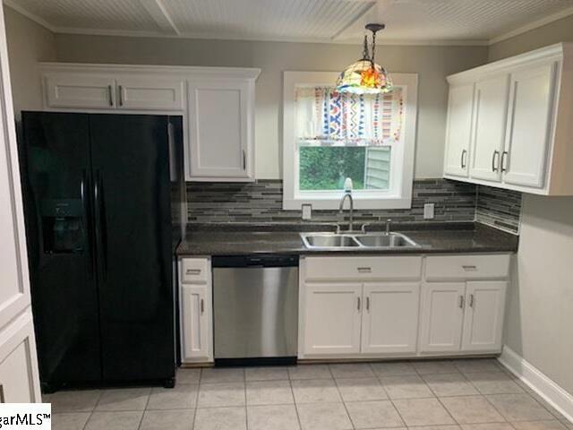 Photo of 104 Maplebrook Street