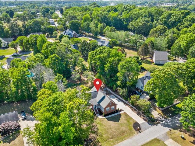 Photo of 200 Holly Chase Drive