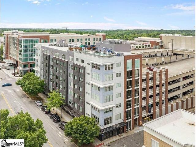 Photo of 100 E Washington Street