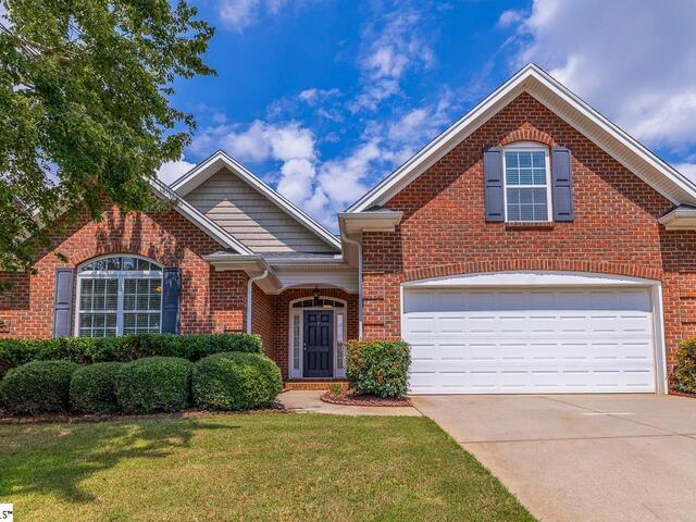 Photo of 7 Cedarcrest Court