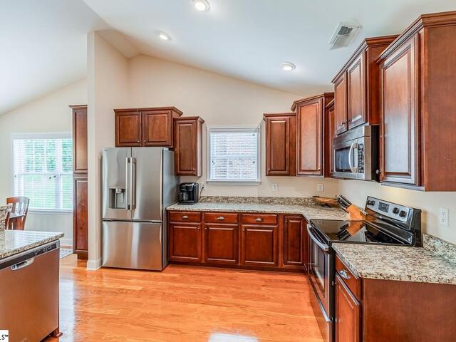 Photo of 7 Cedarcrest Court