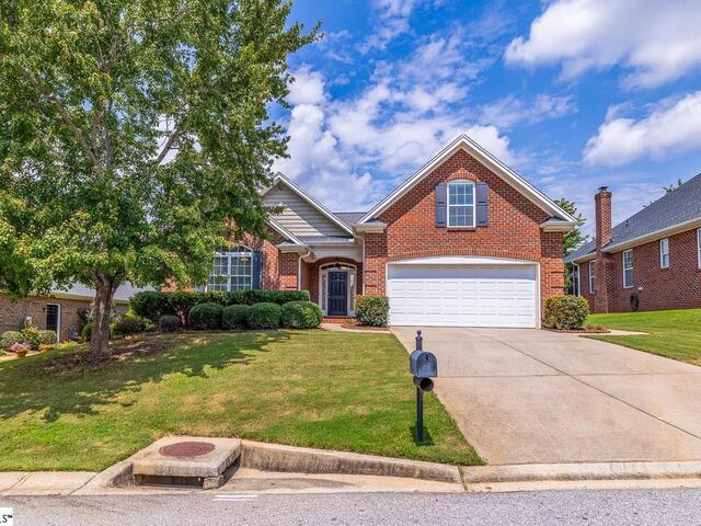 Photo of 7 Cedarcrest Court