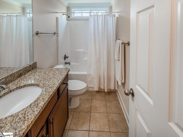 Photo of 7 Cedarcrest Court