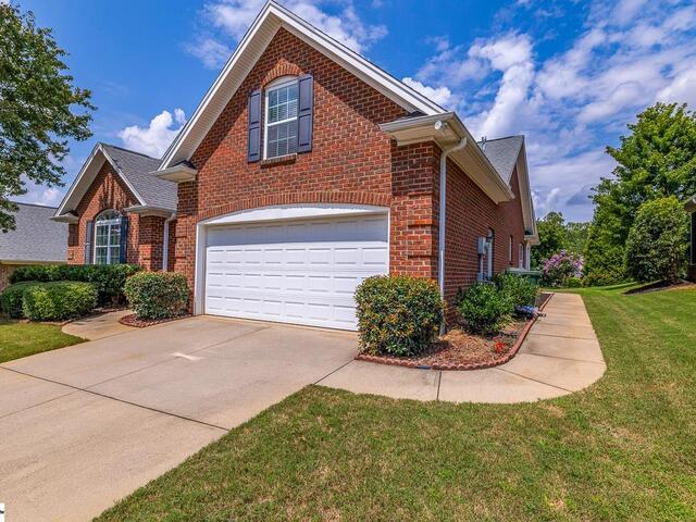 Photo of 7 Cedarcrest Court