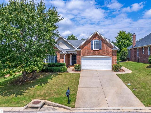 Photo of 7 Cedarcrest Court