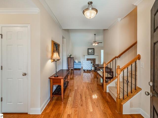 Photo of 7 Cedarcrest Court