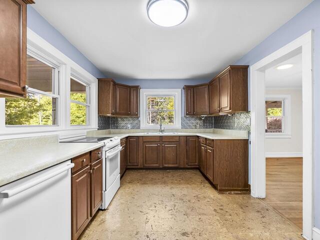 Photo of 7 Long Forest Drive